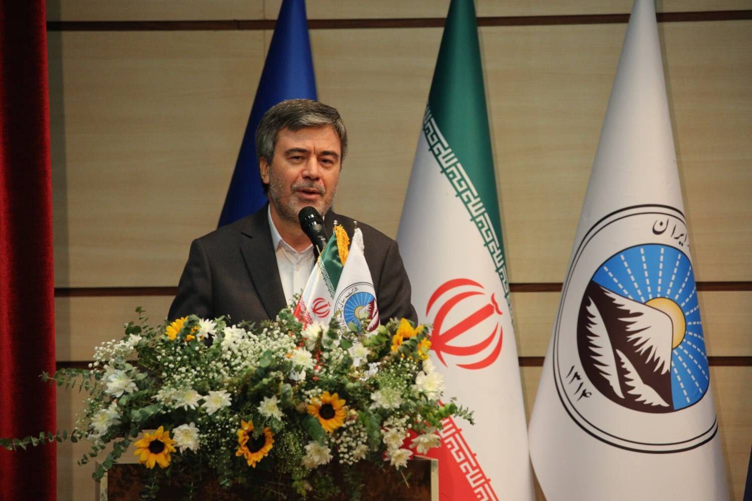 میزان عمده شکایات بیمه گذاران، محصول خدمات و قوانین صنعت بیمه میزان عمده شکایات بیمه گذاران، محصول خدمات و قوانین صنعت بیمه