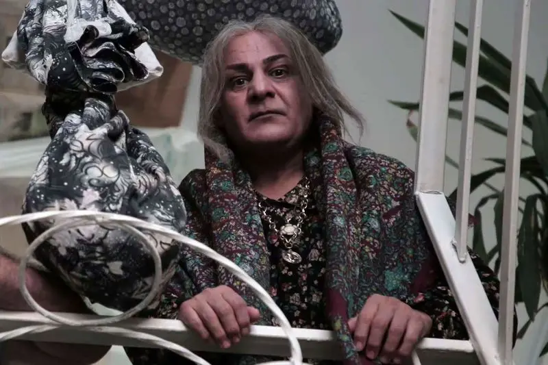 تبدیل سیاوش چراغی‌پور به زن با گریم سنگین