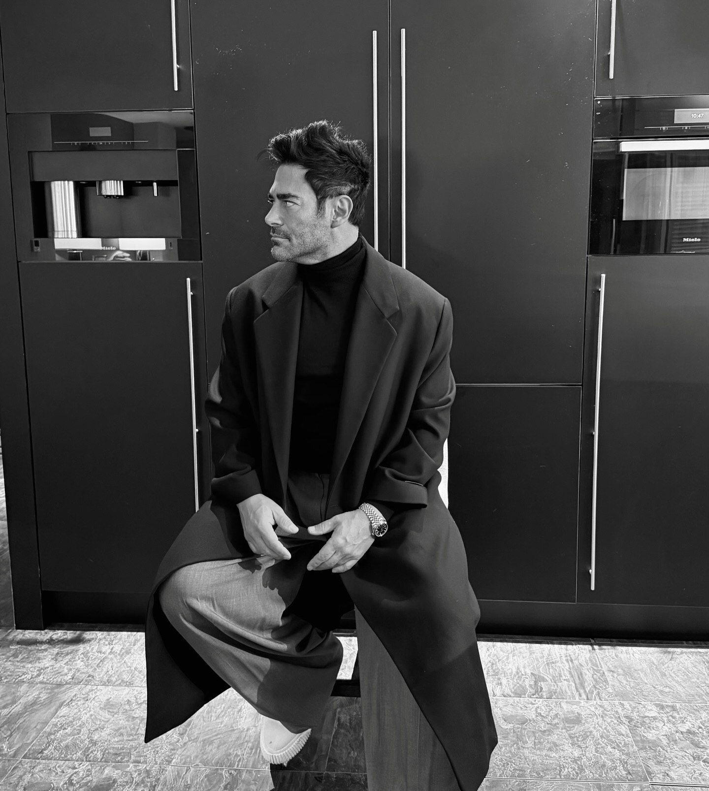 محمدرضا گلزار استایل زمستانی خود را به نمایش گذاشت