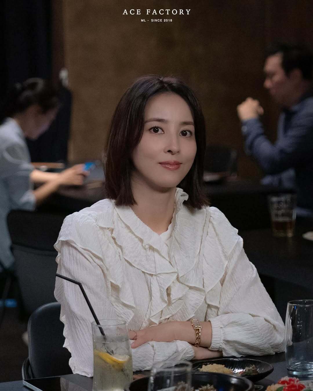 بانو سوسانو با گذر زمان جذاب‌تر و جوان‌تر شد