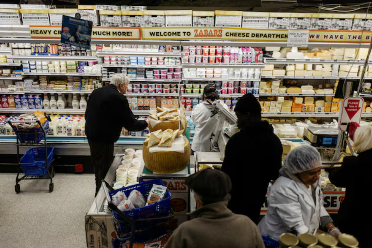 خانوارهای آمریکایی زیر بار گرانی