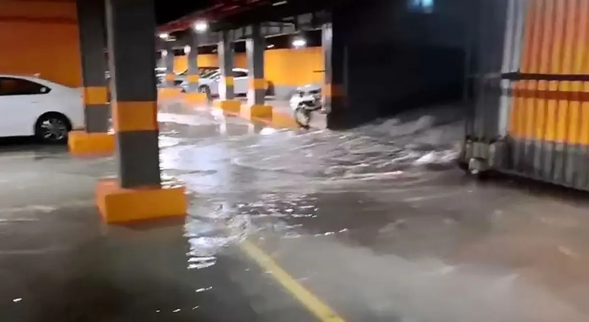 فیلم/ آبگرفتگی پارکینگ‌های کیش در پی بارش شدید