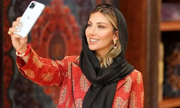 عکس/ همسر بهرام رادان با استایل یلدایی