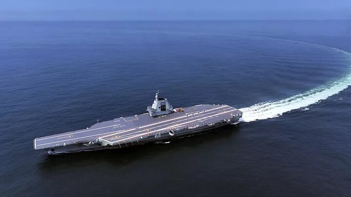 ابرناو هواپیمابر