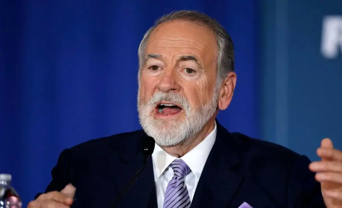 مایک هاکبی مایک هاکبی