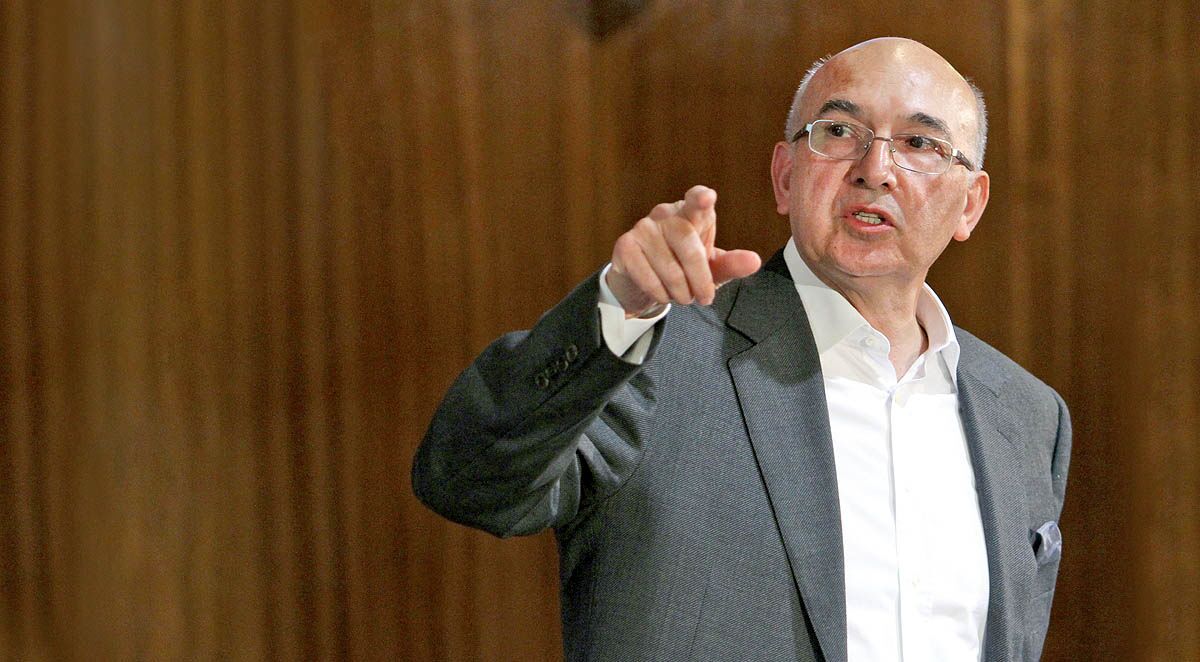 محمد هاشم پسران کیست