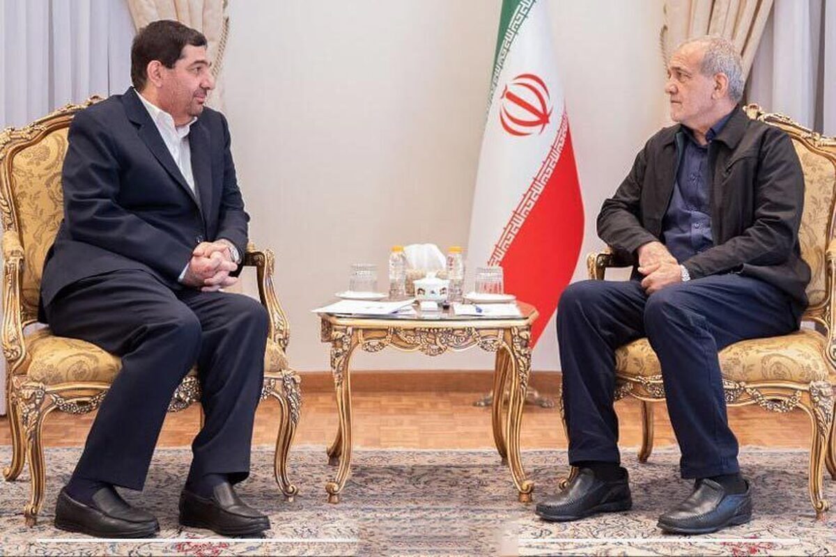 بی‌احترامی به آیت‌الله رئیسی در جلسه پزشکیان + فیلم