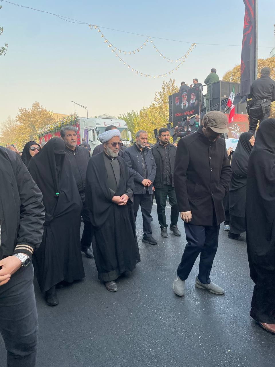 فرمانده بلندپایه سپاه بدون یونیفورم