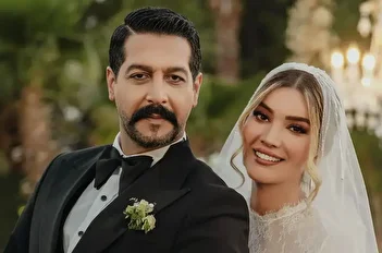 فیلم/ هدیه لوکس کامران تفتی به همسرش متین ستوده