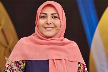 عکس/ تیپ یلدایی المیرا شریفی‌مقدم در تلویزیون