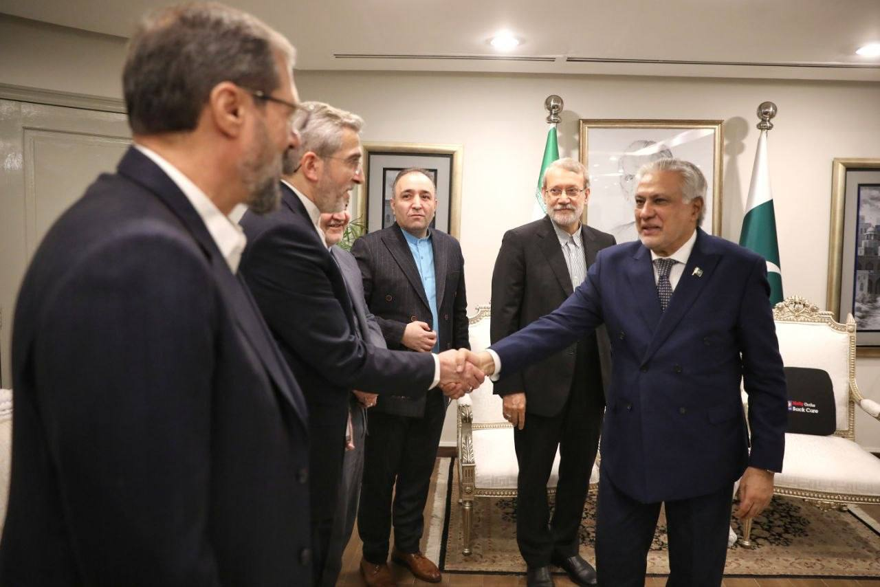 باقری و ایاز صادق