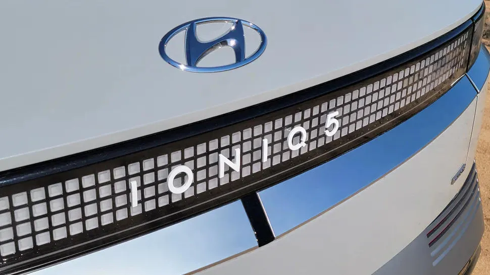 فناوری خودروی برقی