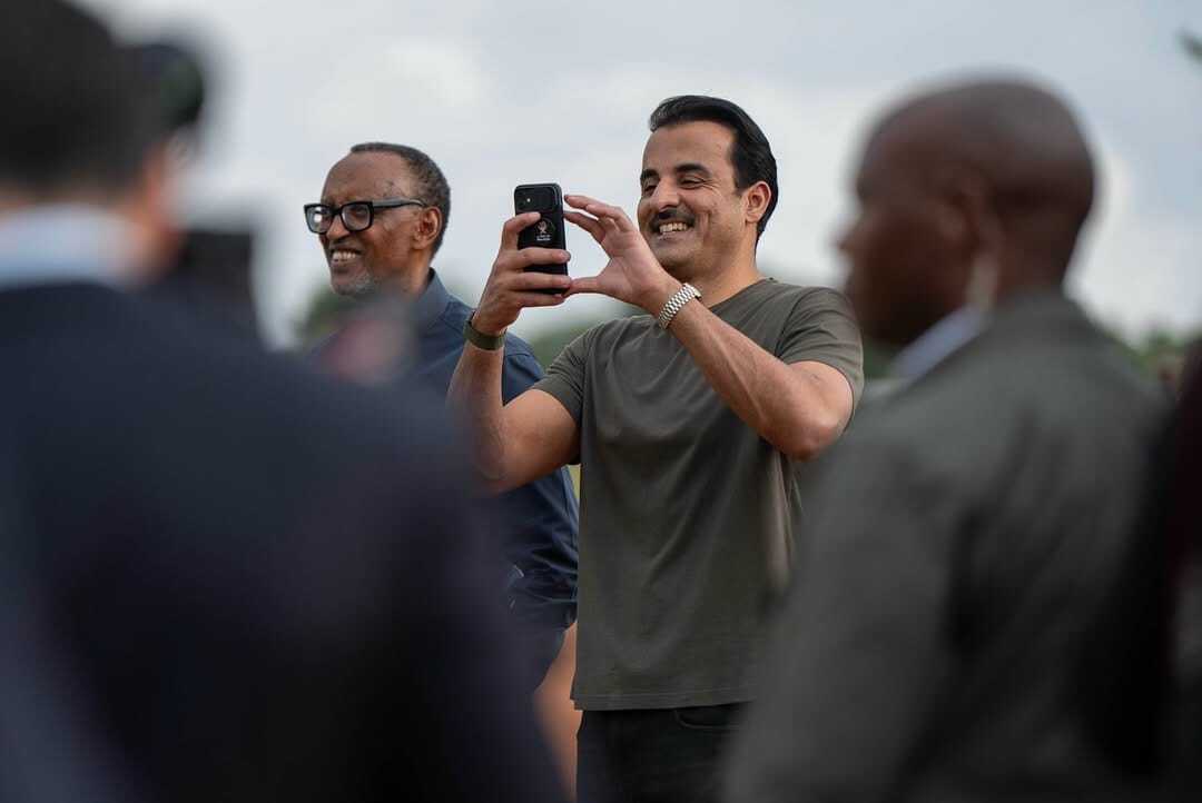 امیر قطر با گوشی خبرساز شد