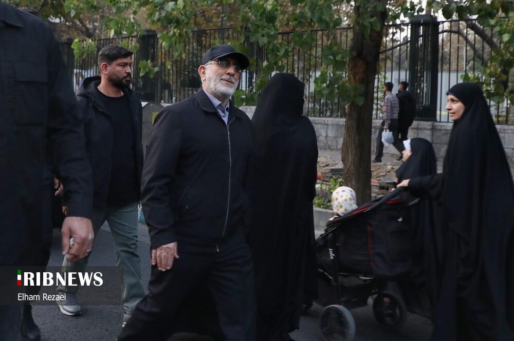 تصویر سردار قاآنی در تجمع امروز