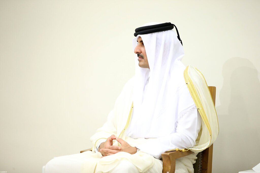 استایل  شیخ تمیم قطر در سفر آفریقایی جلب توجه کرد