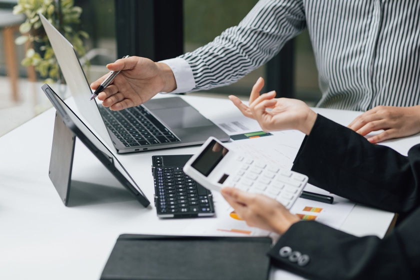 بررسی بهترین نرم افزار‌های حسابداری سوپرمارکت‌ها