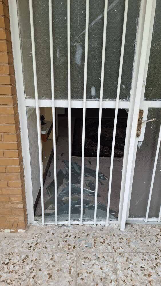 حمله دشمن به بیمارستان و منطقۀ مسکونی در اندیمشک