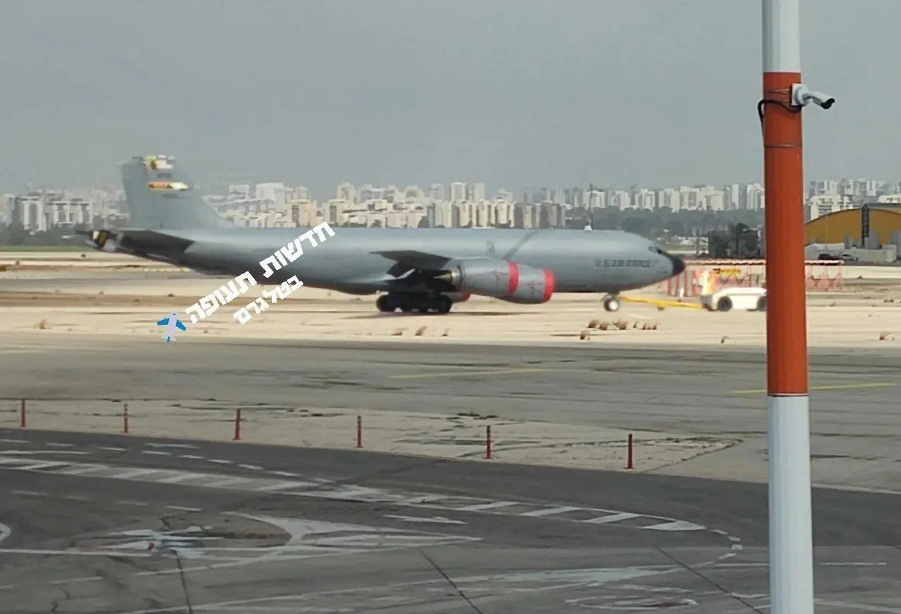 سوخت‌رسان ارتش آمریکا که هدف قرار گرفته شده