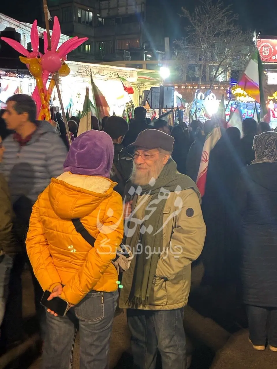 عکس/حضور آقای منتقد در تجمع میدان تجریش