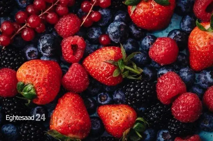 تاثیر خوردن میوه های قرمز برای رفع بی حالی