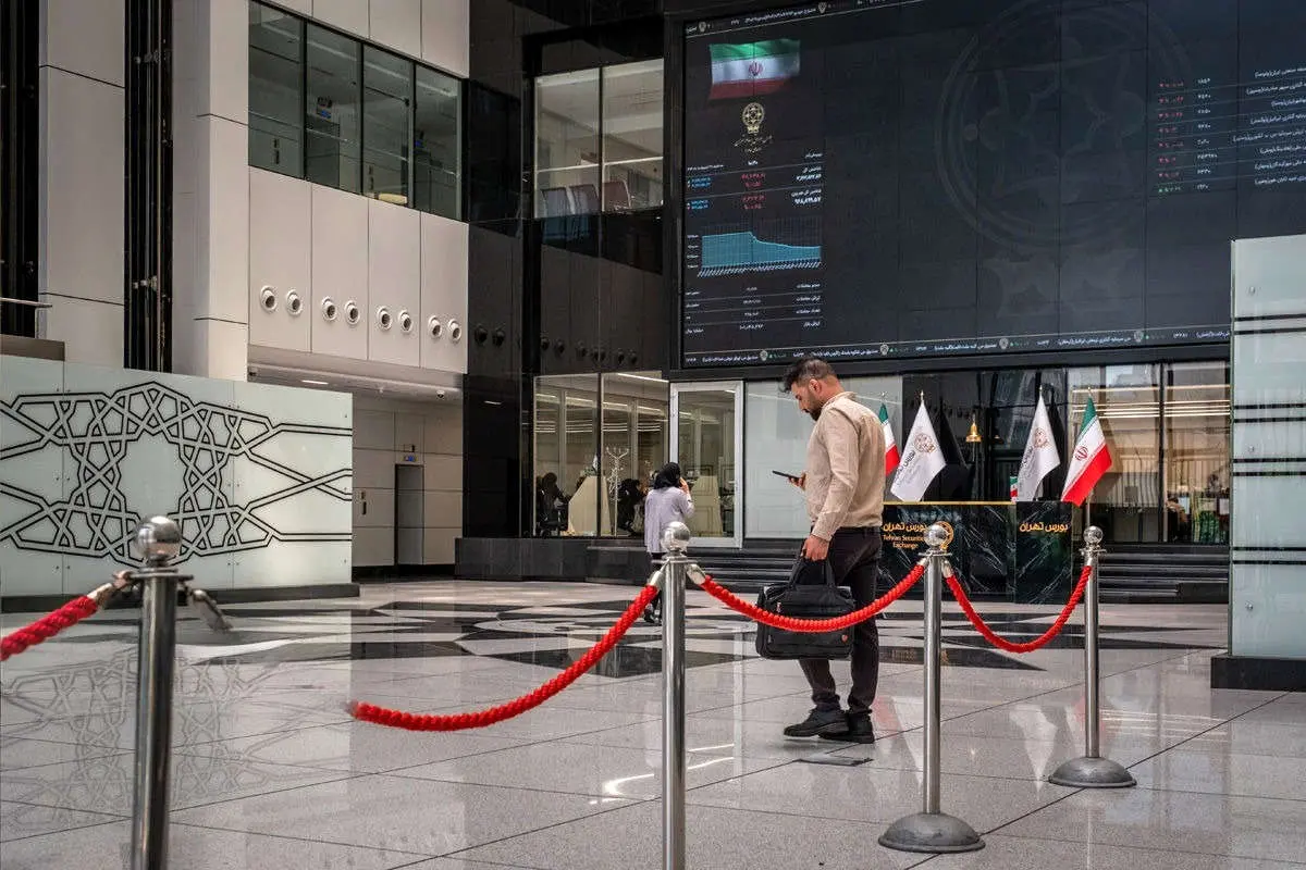 پیش بینی روند منفی بازار در روزهای نخست بازگشایی بورس/ صندوق‌های ترکیبی مانند سهام شرکت‌ها در کنار دارایی‌های امن طراحی شود