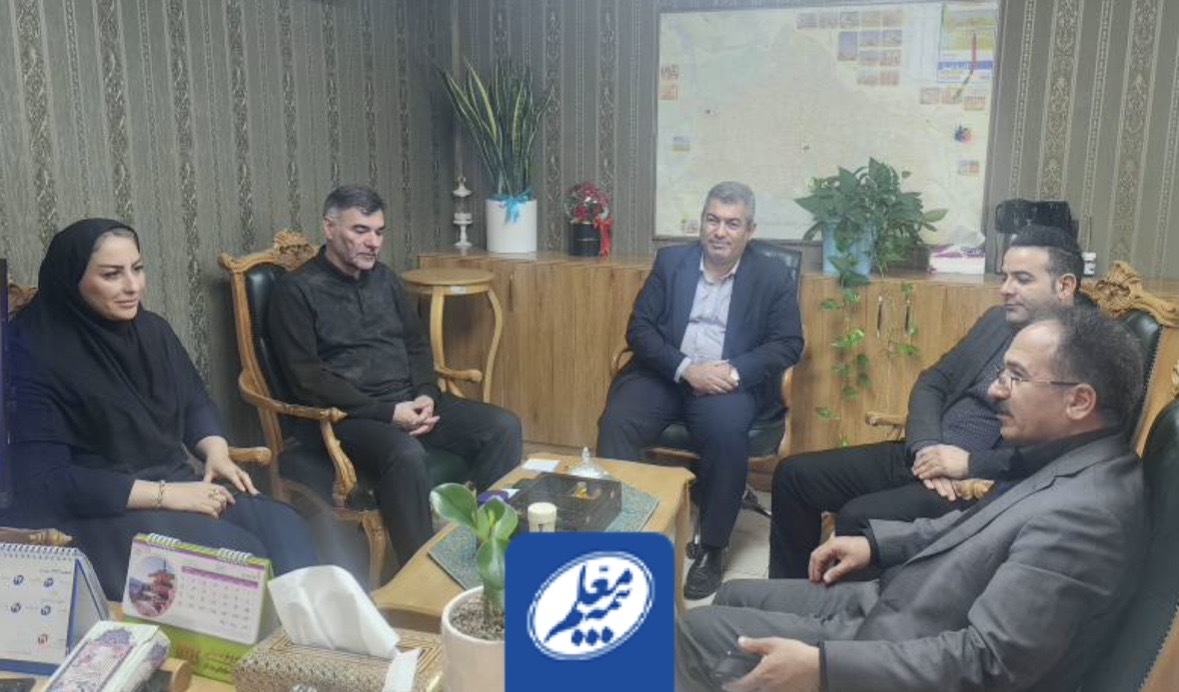 بازدید مدیر بیمه‌های عمر و حادثه بیمه معلم از مجتمع بیمه‌ای آذربایجان شرقی