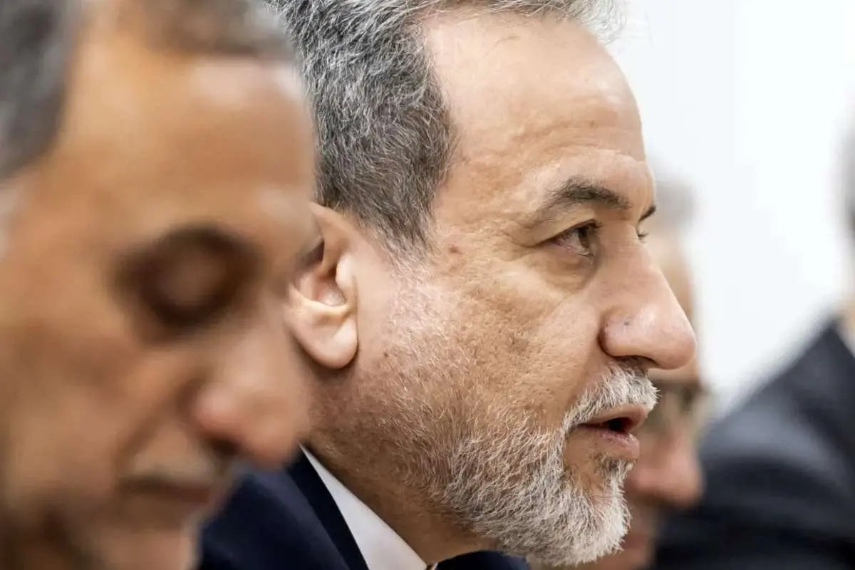 عراقچی: مشکل ما با پاکستان نیست