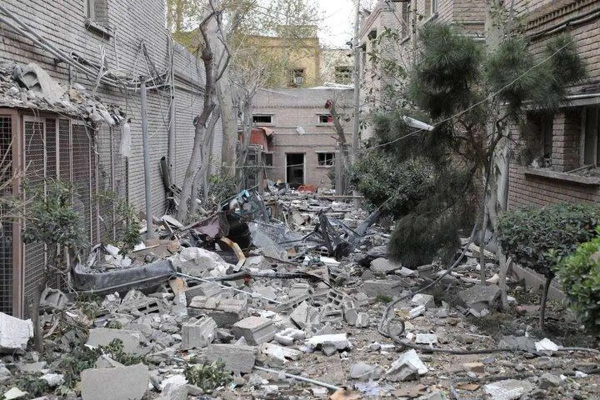 اخبار روز سی و هفتم جنگ ایران و آمریکا و اسرائیل/ خلبان دوم جنگنده سرنگون شده در ایران پیدا شد