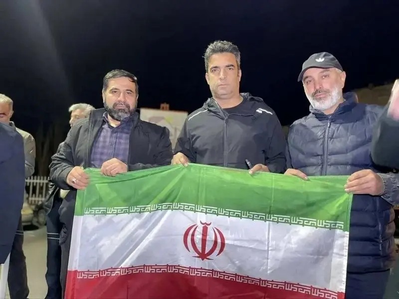 حضور منوچهر هادی در تجمعات شبانه تهران