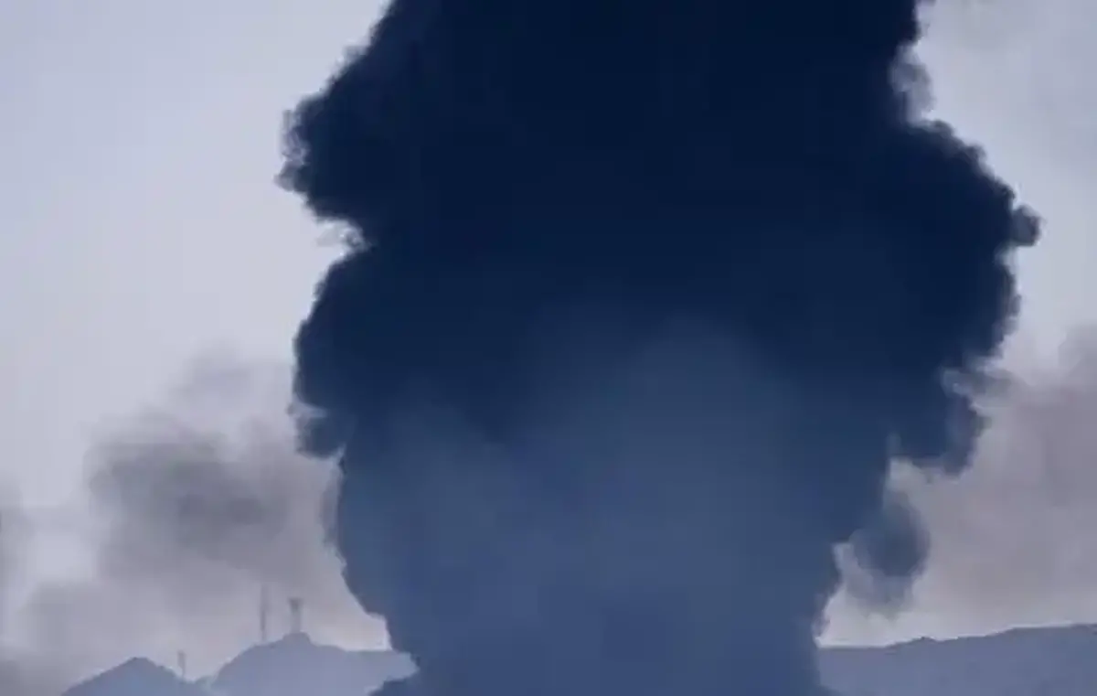 حمله دشمن به دکل مخابراتی