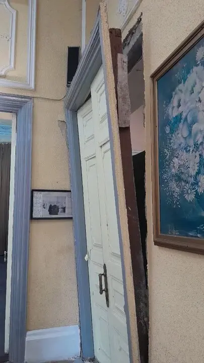 تصاویری از آثار حملات هوایی به کاخ بندرانزلی