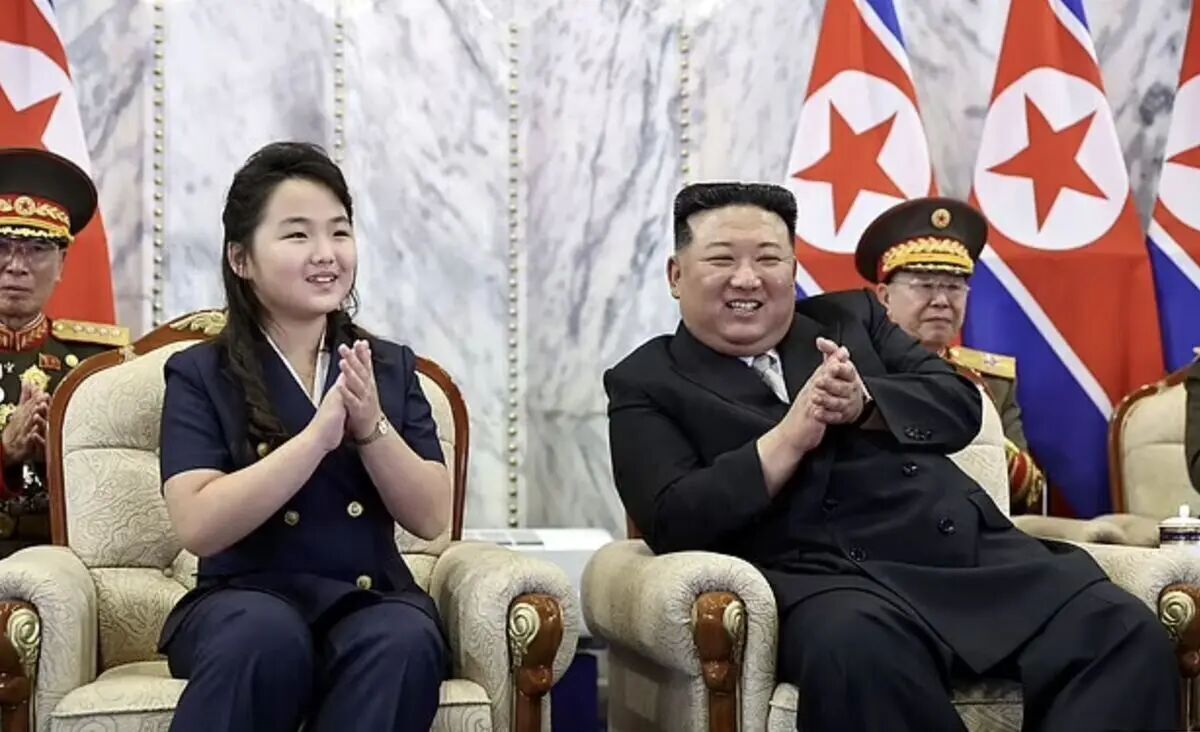 کیم جونگ اون رهبر کره‌شمالی