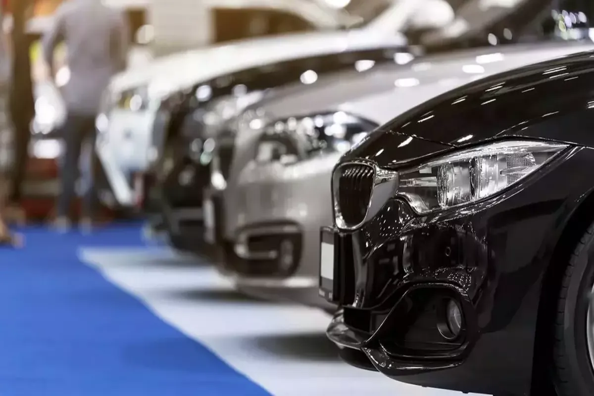 خودروهای وارداتی گران می‌شوند؟