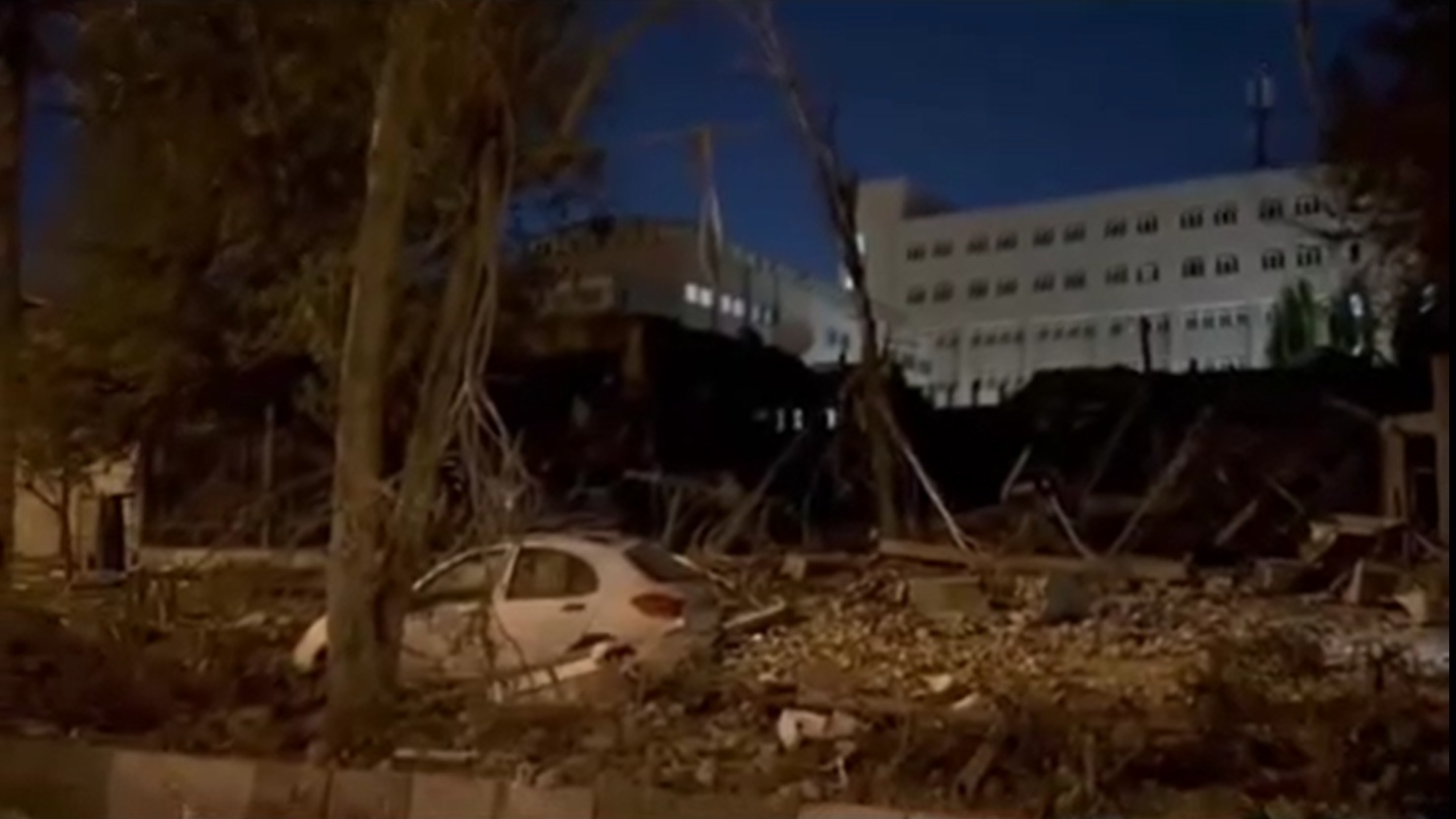 تخریب دانشگاه شریف