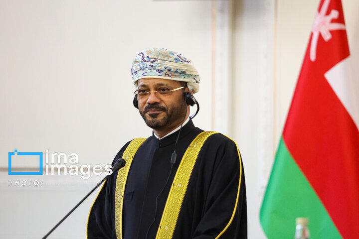 وزیر خارجه عمان: مذاکرات برای تحقق صلح پایدار ضروری است