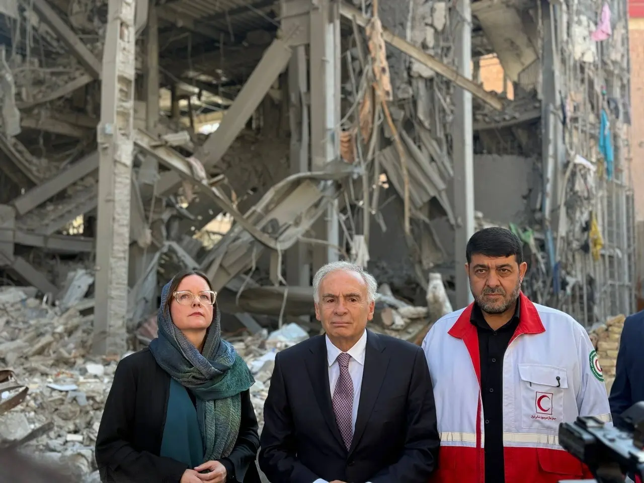 عکس/  بازدید فرستاده ویژه سازمان ملل از دانشگاه شریف