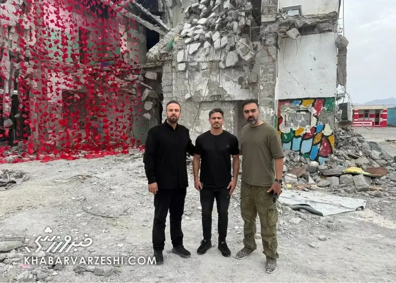 عکس وریا غفوری در مراسم چهلم شهدای میناب