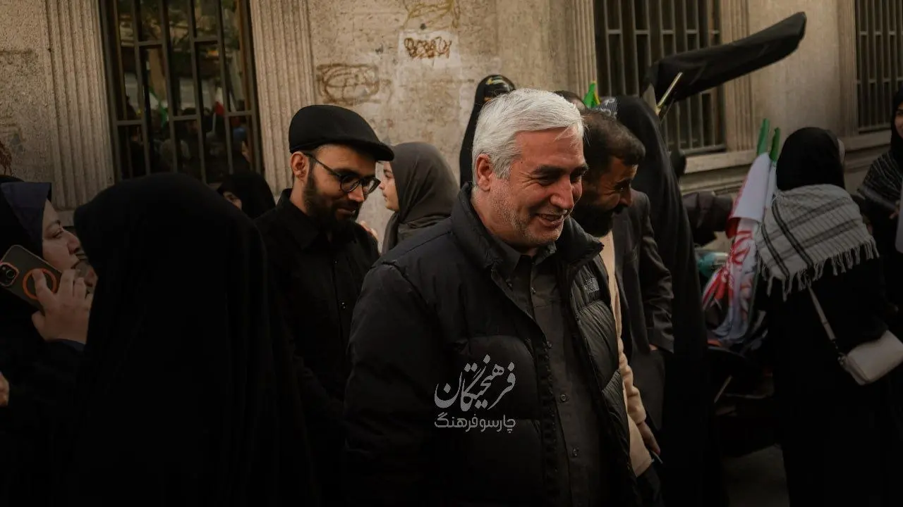 حاتمی‌کیا در چهلم رهبر شهید