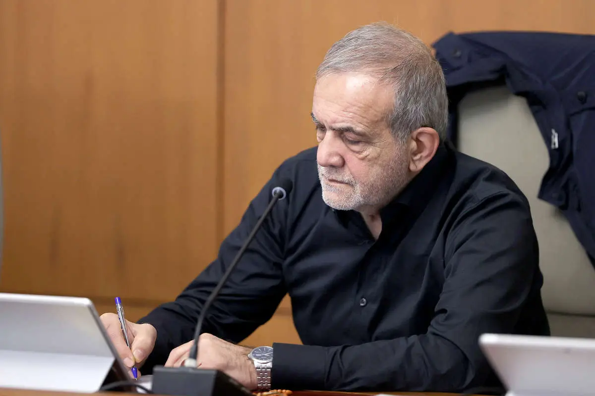 پیام تسلیت پزشکیان درباره شهادت خرازی