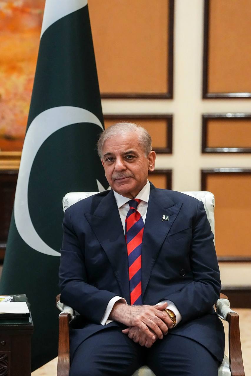 عکس/ دیدار نخست وزیر پاکستان با دکتر قالیباف