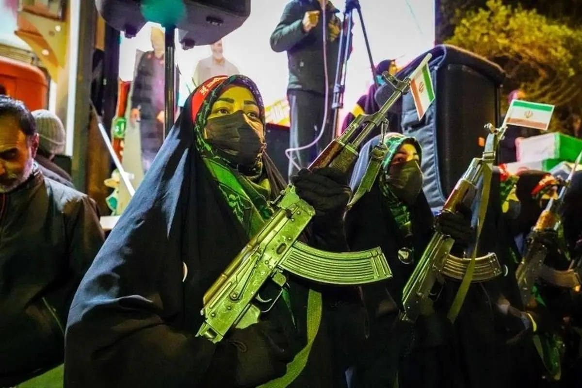 رژه ارتش زنان