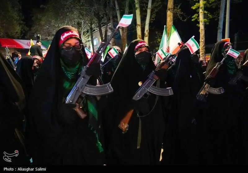 عکس رژه ارتش زنان در بجنورد