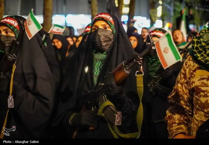 حضور زنان مسلح در بجنورد