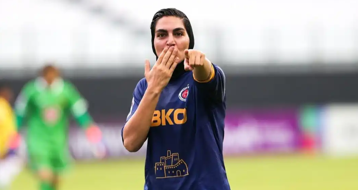 زهرا قنبری کاپیتان تیم ملی فوتبال