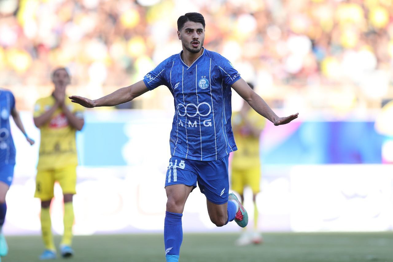 سعید سحرخیزان مهاجم استقلال