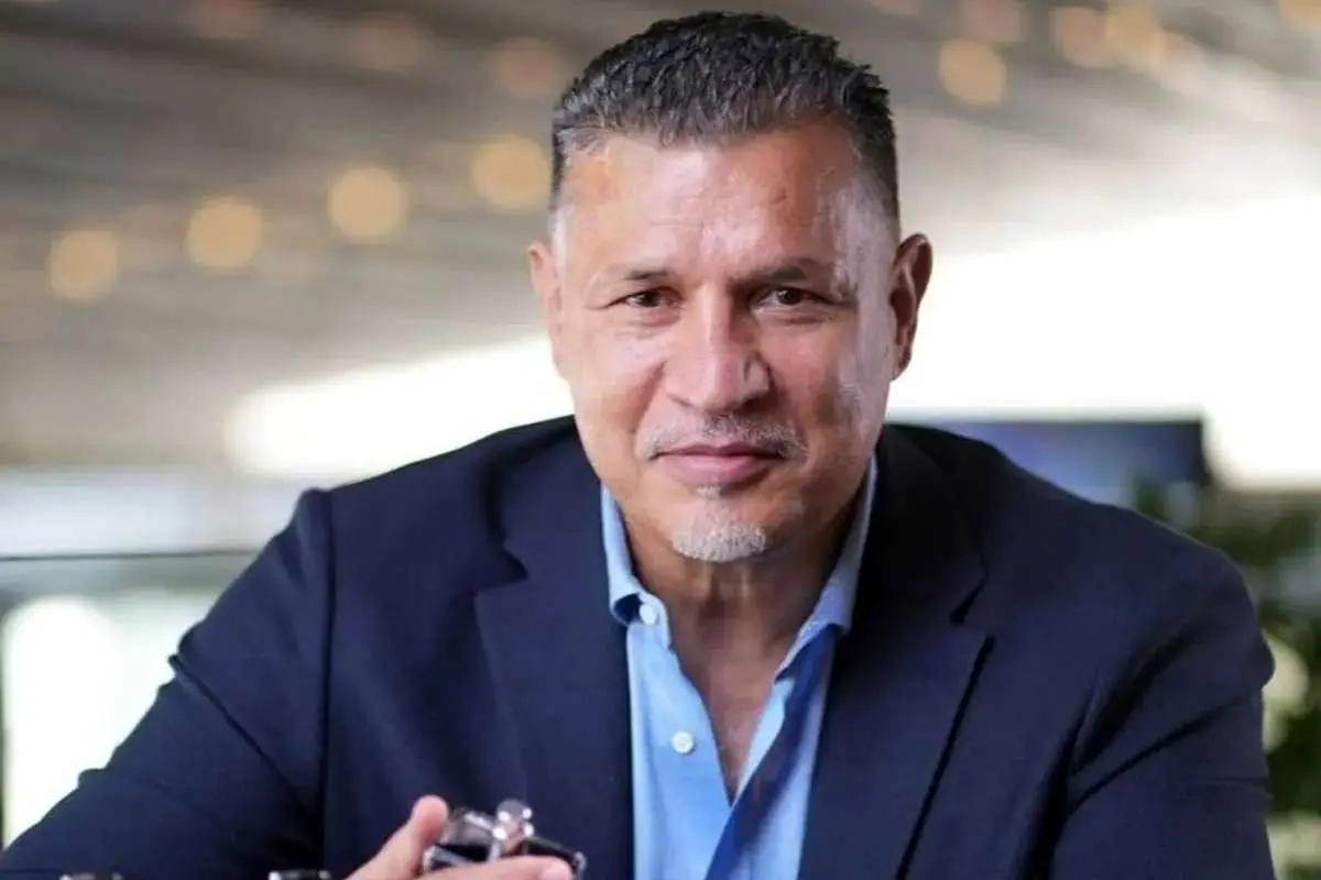 علی دایی را جذب کنید