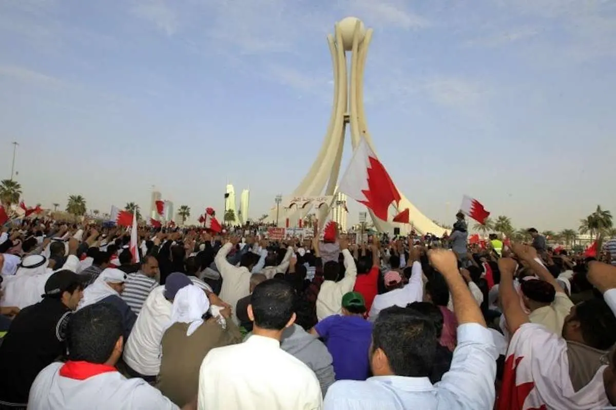 ایده روزنامه کیهان برای کشورگشایی/ حاکمان بحرین را مجازات و خلع ید کنیم