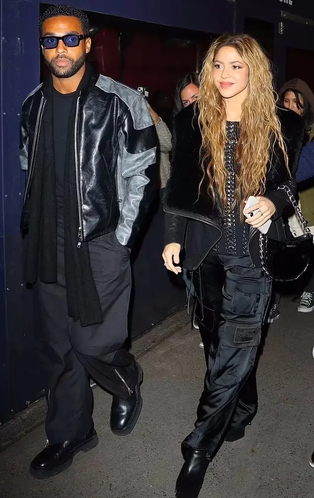 شکیرا و نامزد جدیدش