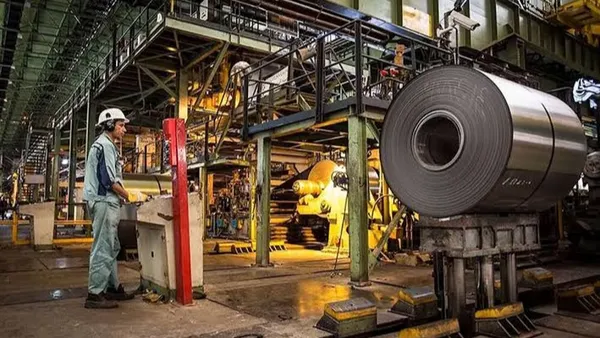 مدیر عامل فولاد مبارکه: به نقش‌آفرینی در تامین بازار فولاد کشور متعهدیم