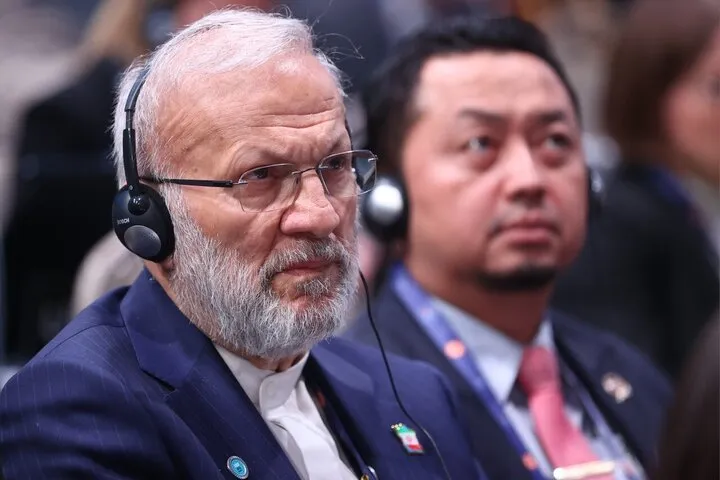 منو چهر متکی